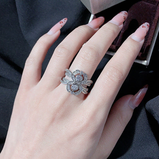 Elegant Vintage Zirconia Ring